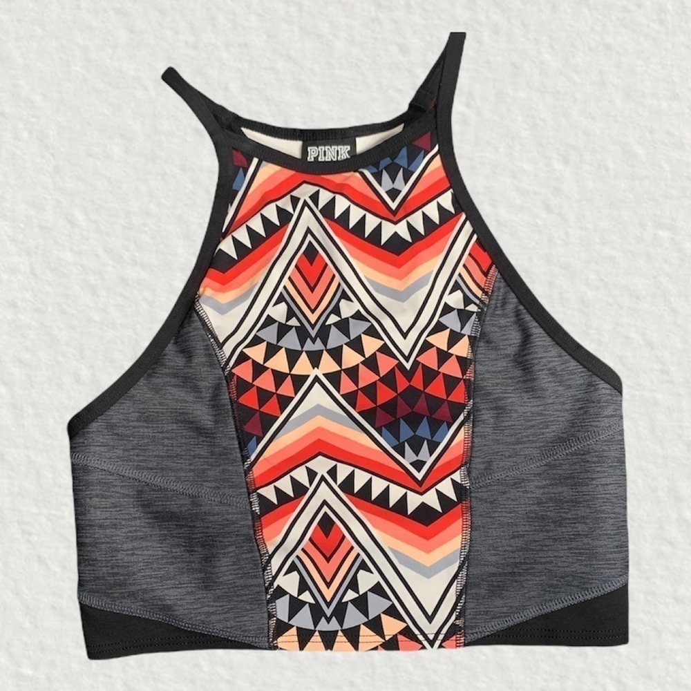 PINK Victoria's Secret ULTIMATE ultimate unlined sports bra